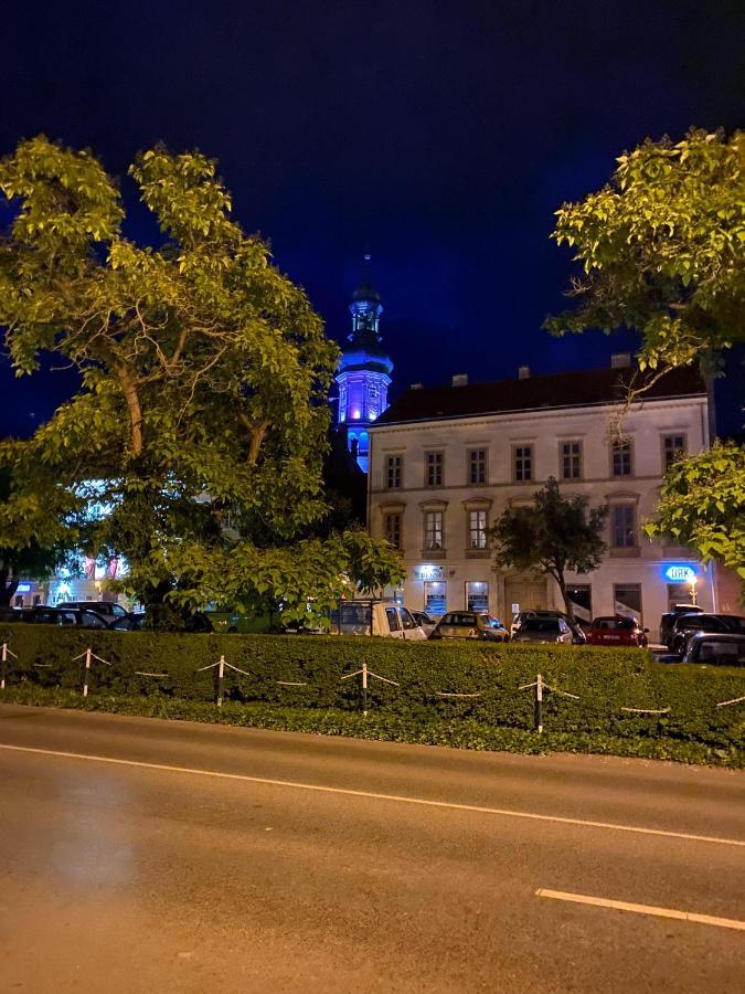 Varker 9 Apartman Sopron Dış mekan fotoğraf